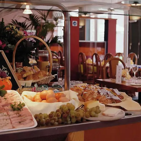 호텔 Novotel Brussels East 와브르