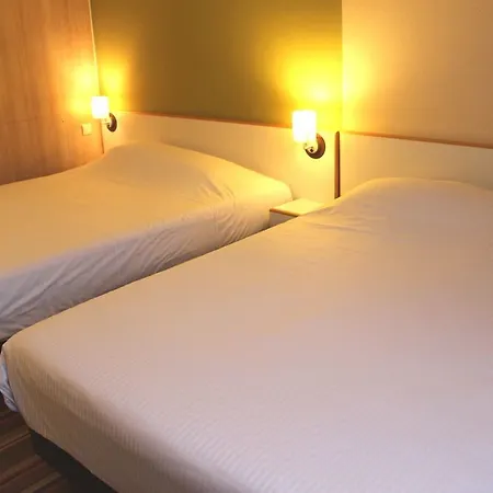 Novotel Brussels East 호텔 4*