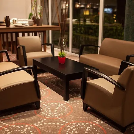 호텔 Novotel Brussels East 4*