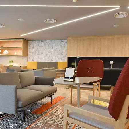 Novotel Brussels East Hotell 4*