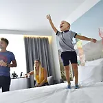 Novotel Brussels East