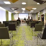 Novotel Brussels East Hotel 4*