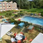 Отель Novotel Brussels East
