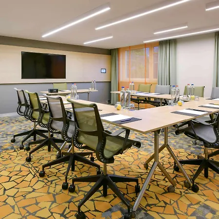 Novotel Brussels East Hotel 4*