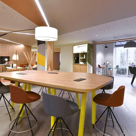 Novotel Brussels East Hotel 4*
