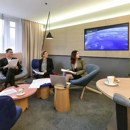 Novotel Brussels East Отель