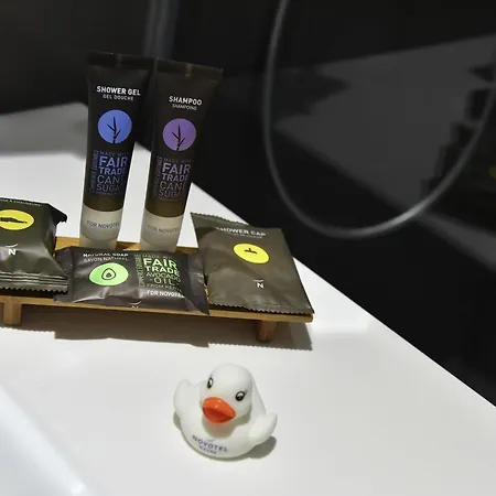 Отель Novotel Brussels East Вавр