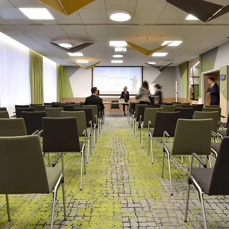 Novotel Brussels East Hotell 4*