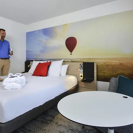 Novotel Brussels East Szálloda 4*