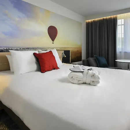 Hotel Novotel Brussels East 4*