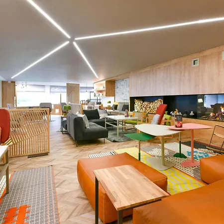 호텔 Novotel Brussels East 4*