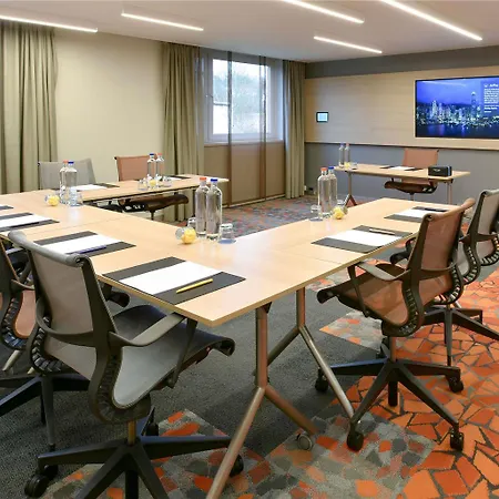 Hotel Novotel Brussels East 4*