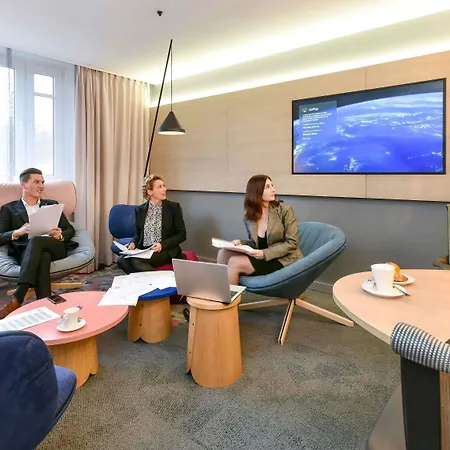 Hotel Novotel Brussels East 4*