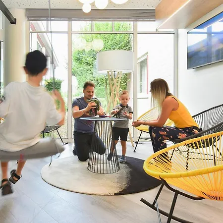 Hotel Novotel Brussels East 4*