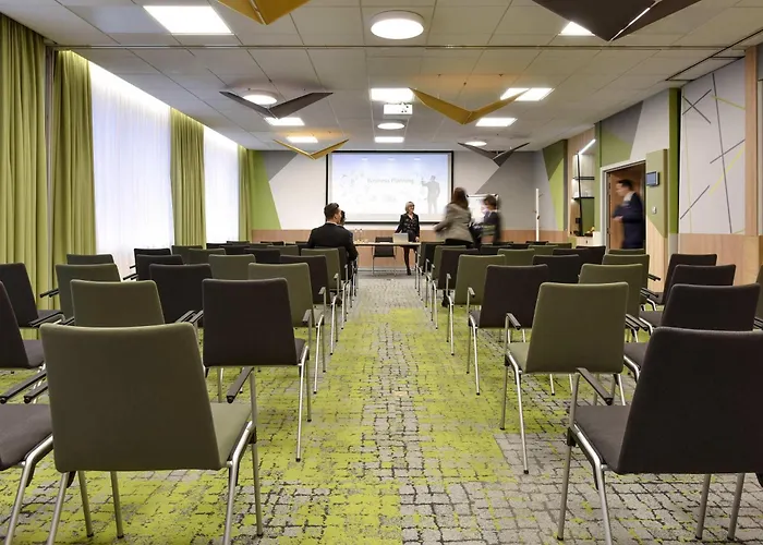 Novotel Brussels East Вавр