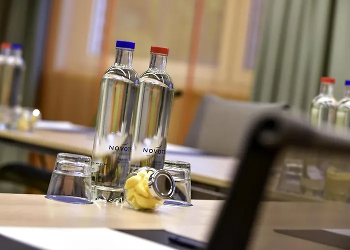 Отель Novotel Brussels East Вавр